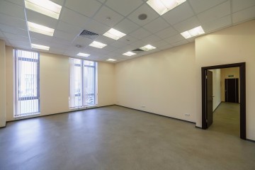 Офисное помещение 190 кв.м. в бизнес-центре Домино